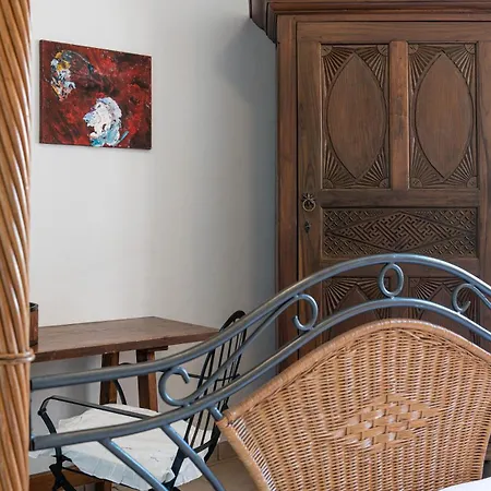 Fiori 4 Apartment